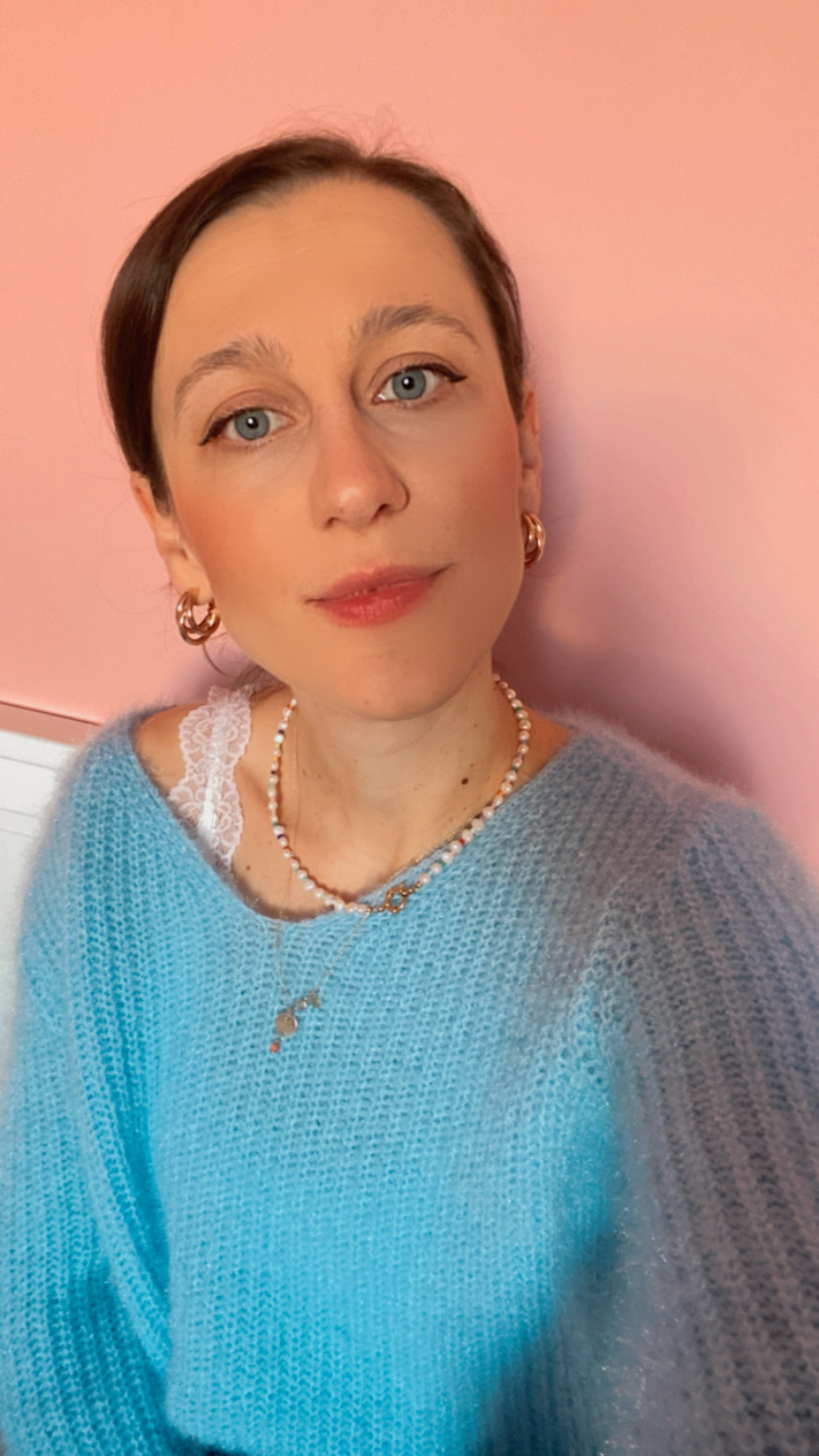 Intuitívna Projektorka 4/1